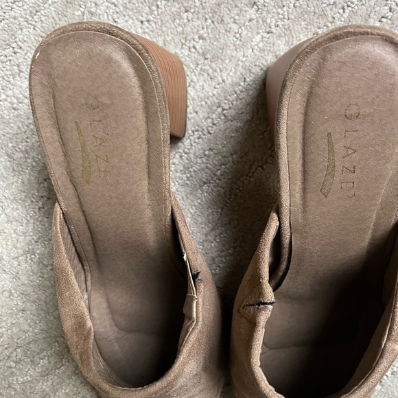 Glaze Women's Tan Suede Mules - Picture 3 of 3